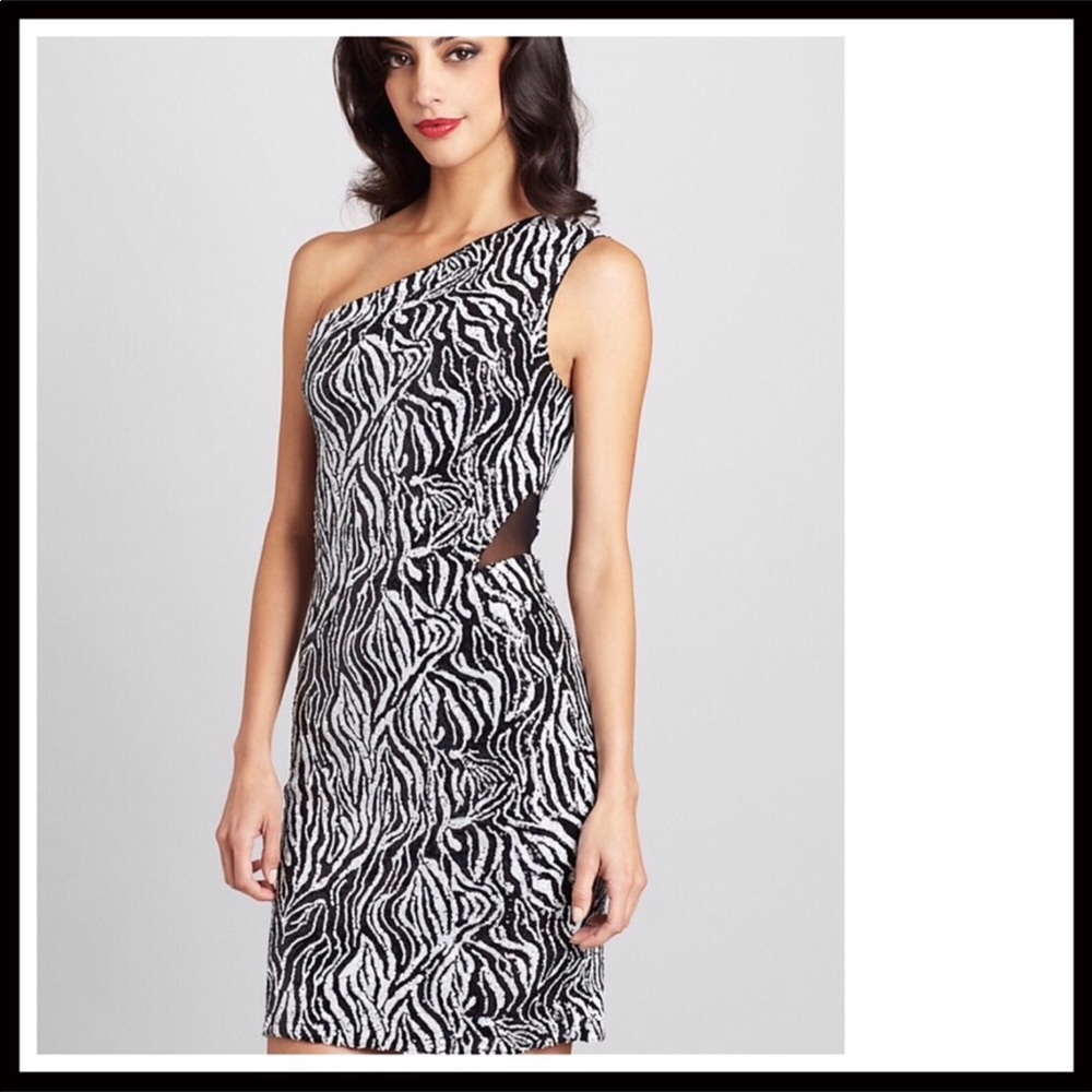 ABS SEQUIN ANIMAL PRINT MINI DRESS A3C - Picture 3 of 8